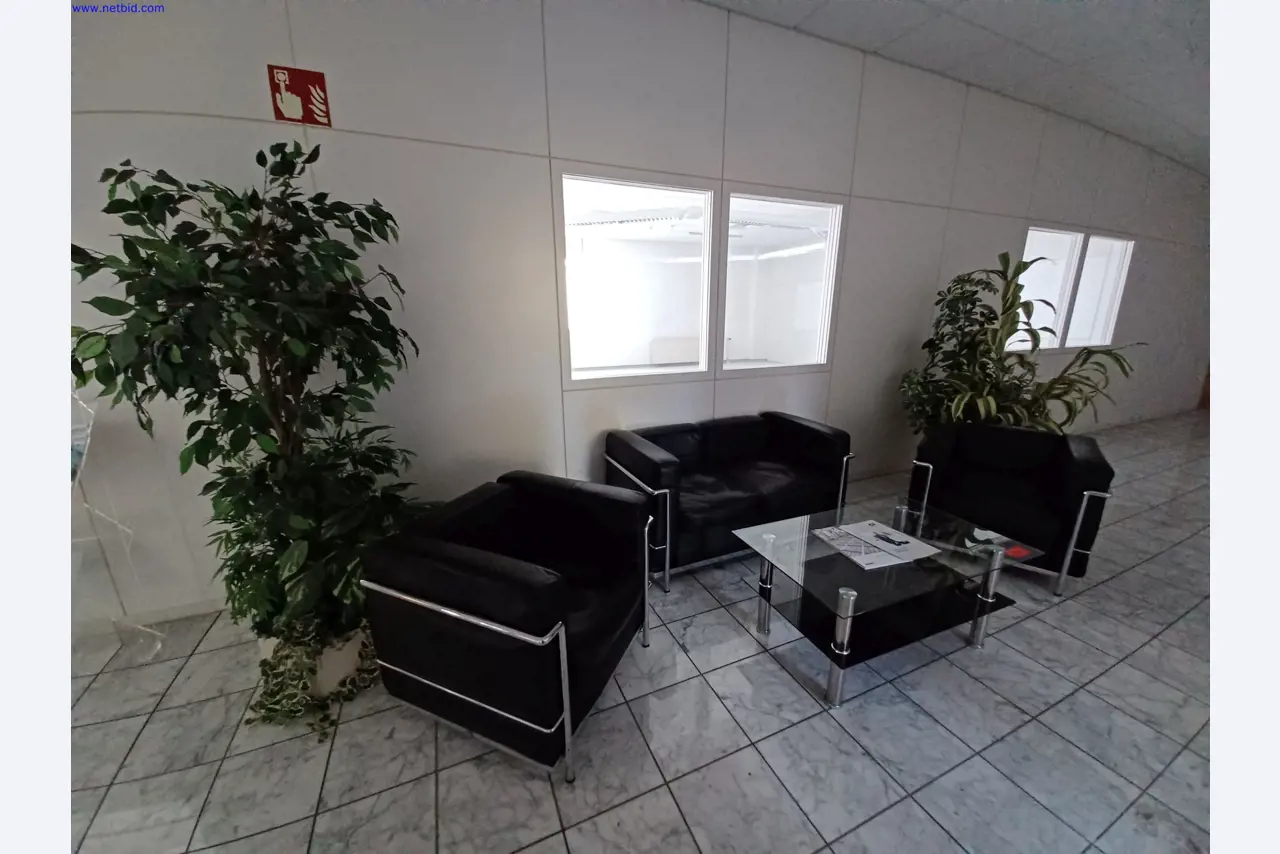 Machines of a lighting manufacturer for metalworking with accessories, continuous painting system, high-bay racking, industrial trucks, vehicles, IT and office equipment-4