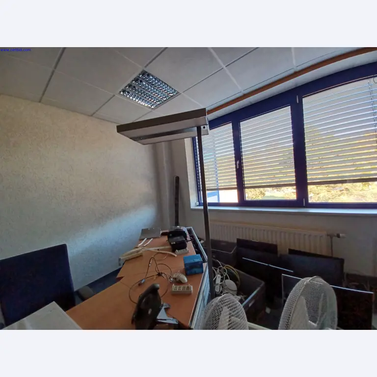 Machines of a lighting manufacturer for metalworking with accessories, continuous painting system, high-bay racking, industrial trucks, vehicles, IT and office equipment-8