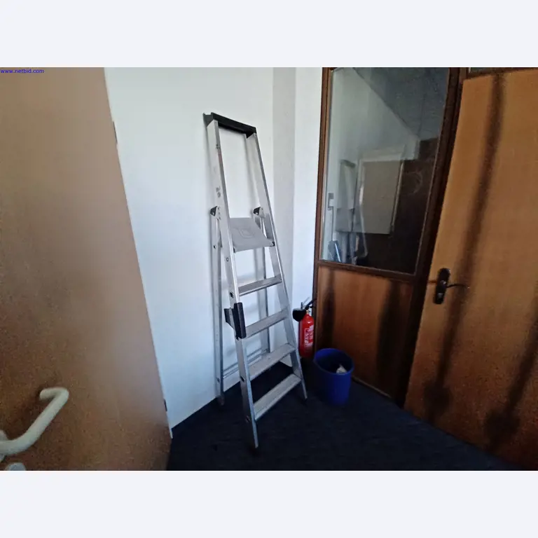 Machines of a lighting manufacturer for metalworking with accessories, continuous painting system, high-bay racking, industrial trucks, vehicles, IT and office equipment-9