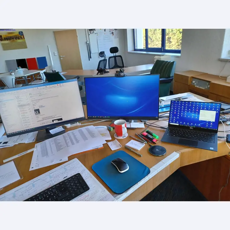 Machines of a lighting manufacturer for metalworking with accessories, continuous painting system, high-bay racking, industrial trucks, vehicles, IT and office equipment-1