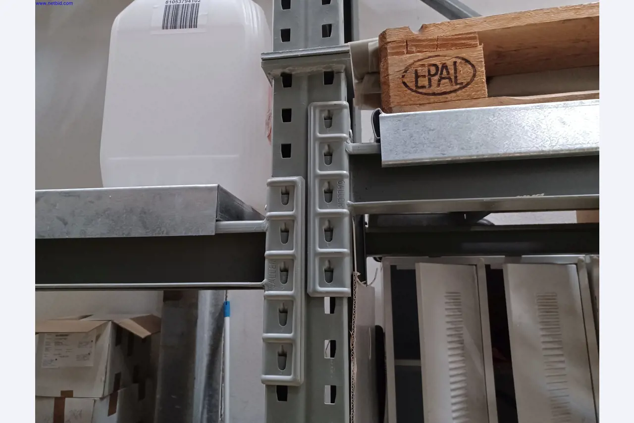 Machines d'un fabricant de luminaires, entre autres pour le travail du métal avec accessoires, installation de peinture en continu, rayonnage en hauteur, véhicules de manutention, véhicules, équipement informatique et de bureau-2