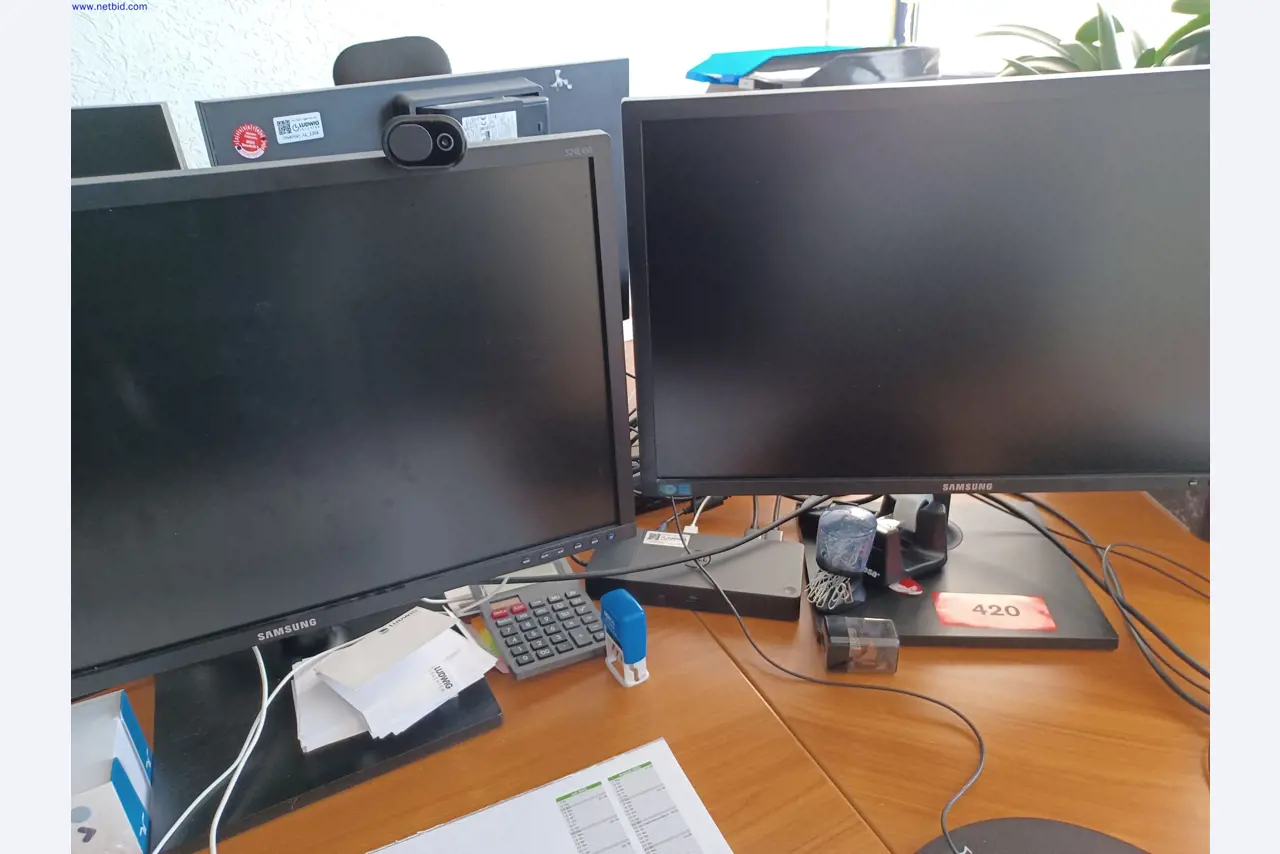 Machines of a lighting manufacturer for metalworking with accessories, continuous painting system, high-bay racking, industrial trucks, vehicles, IT and office equipment-3