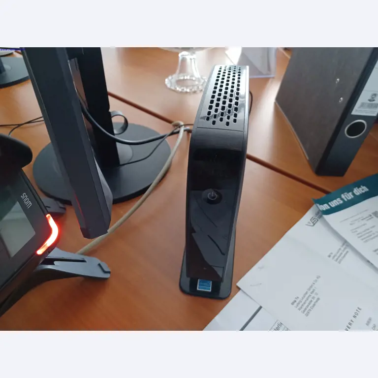 Machines of a lighting manufacturer for metalworking with accessories, continuous painting system, high-bay racking, industrial trucks, vehicles, IT and office equipment-2