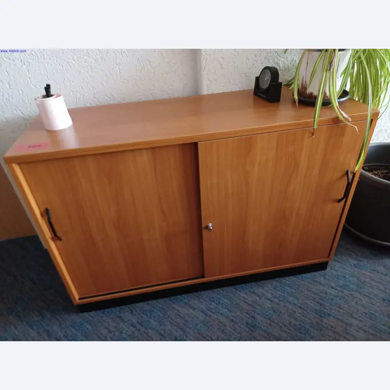 Machines of a lighting manufacturer for metalworking with accessories, continuous painting system, high-bay racking, industrial trucks, vehicles, IT and office equipment-5