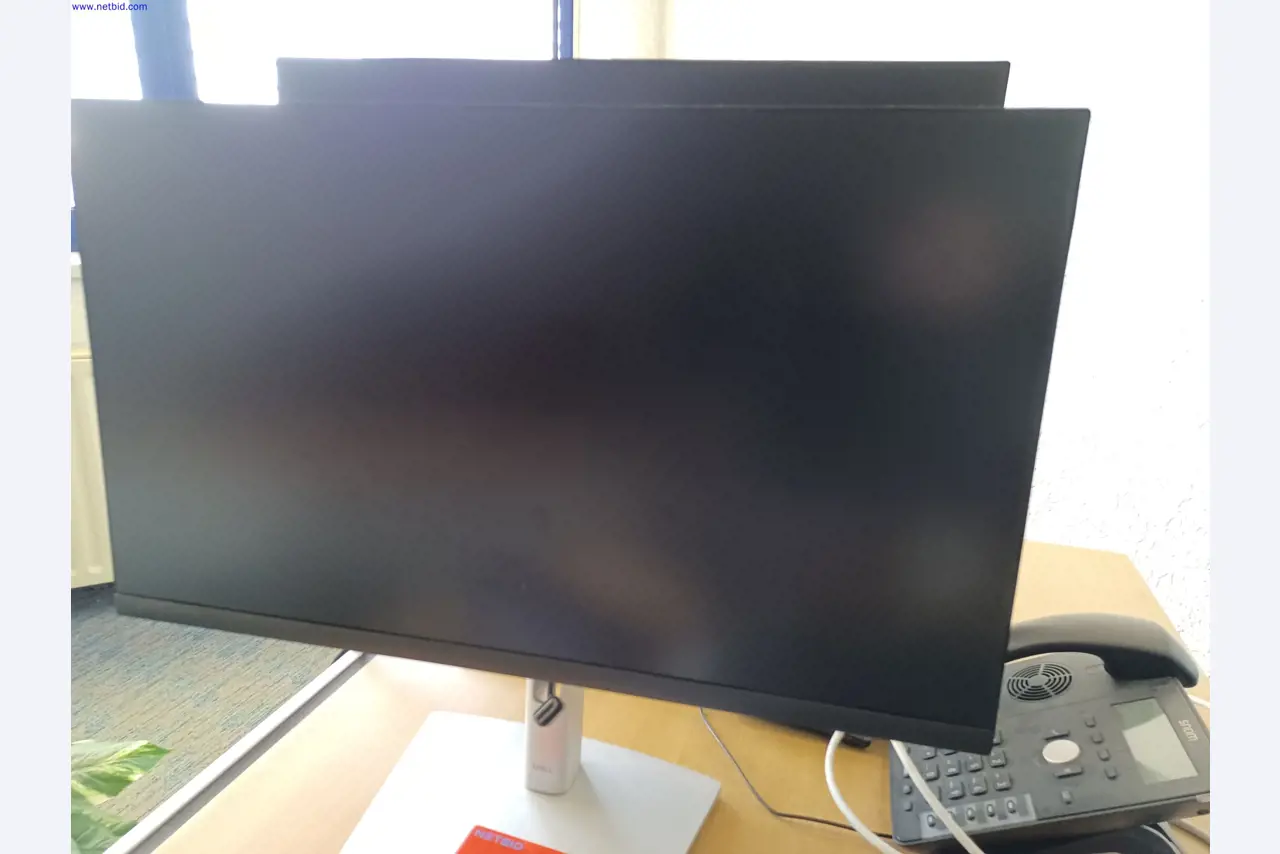 Stroji proizvajalca razsvetljave, vključno s stroji za obdelavo kovin z dodatki, sistemom za neprekinjeno barvanje, visokimi regali, industrijskimi tovornjaki, vozili, informacijsko in pisarniško opremo-3