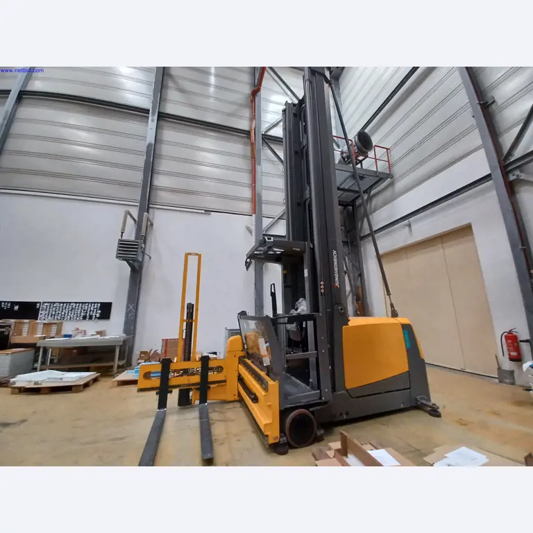 Machines of a lighting manufacturer for metalworking with accessories, continuous painting system, high-bay racking, industrial trucks, vehicles, IT and office equipment-2