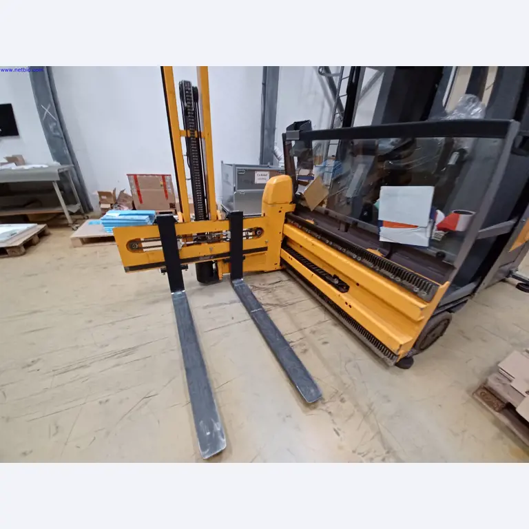 Machines of a lighting manufacturer for metalworking with accessories, continuous painting system, high-bay racking, industrial trucks, vehicles, IT and office equipment-3