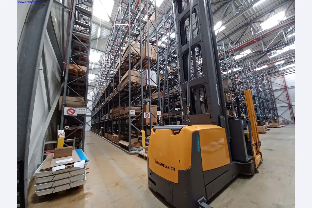 Machines of a lighting manufacturer for metalworking with accessories, continuous painting system, high-bay racking, industrial trucks, vehicles, IT and office equipment-8