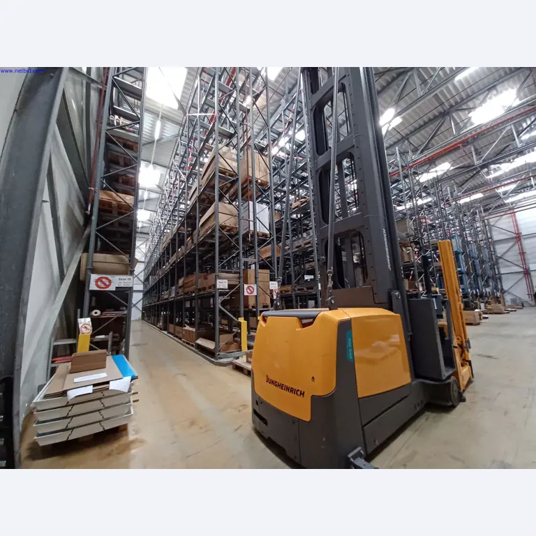 Machines of a lighting manufacturer for metalworking with accessories, continuous painting system, high-bay racking, industrial trucks, vehicles, IT and office equipment-8