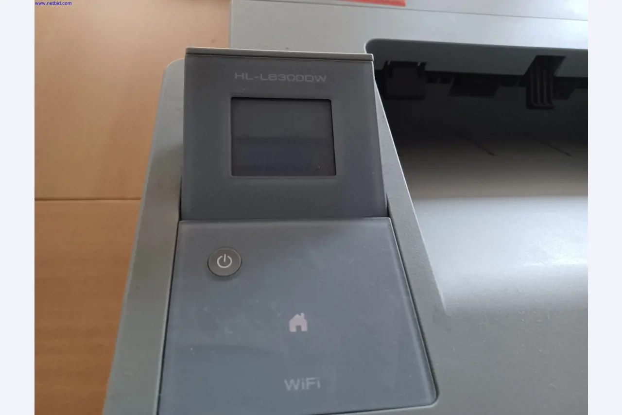 Machines of a lighting manufacturer for metalworking with accessories, continuous painting system, high-bay racking, industrial trucks, vehicles, IT and office equipment-2