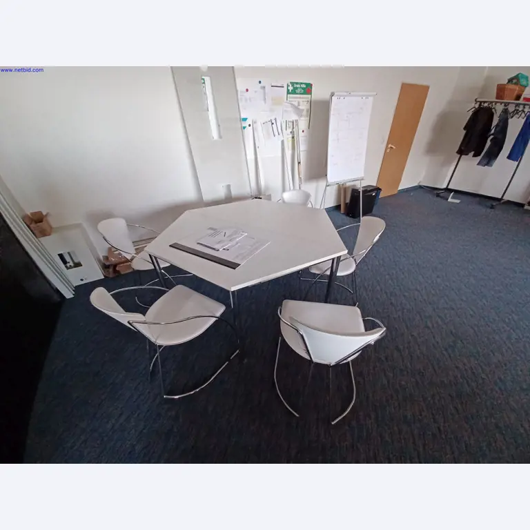 Machines of a lighting manufacturer for metalworking with accessories, continuous painting system, high-bay racking, industrial trucks, vehicles, IT and office equipment-8