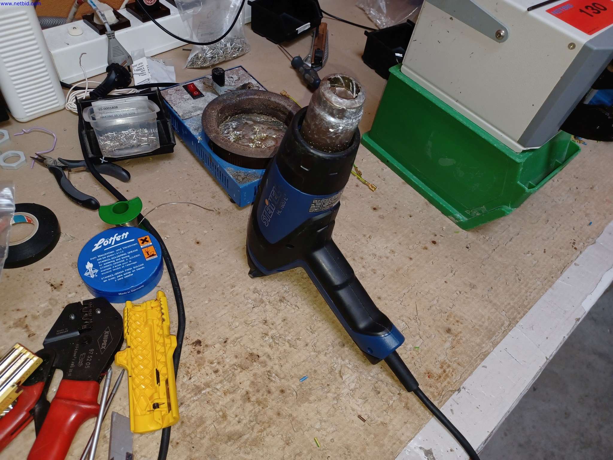 Machines of a lighting manufacturer for metalworking with accessories, continuous painting system, high-bay racking, industrial trucks, vehicles, IT and office equipment-4