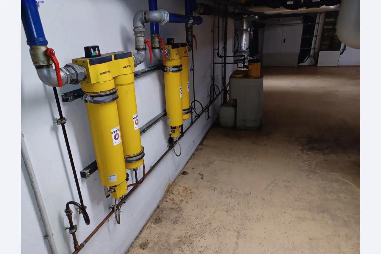 Machines of a lighting manufacturer for metalworking with accessories, continuous painting system, high-bay racking, industrial trucks, vehicles, IT and office equipment-7