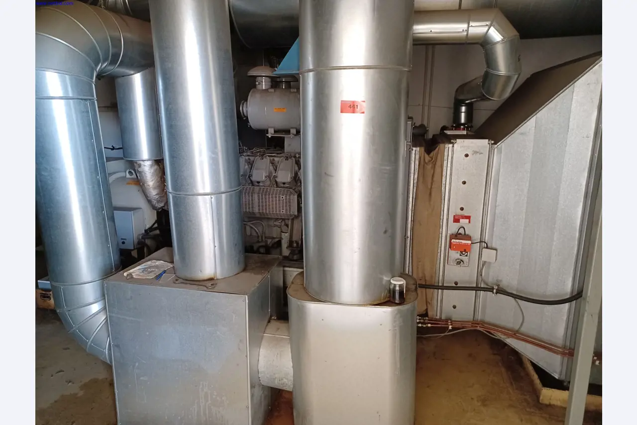 Machines of a lighting manufacturer for metalworking with accessories, continuous painting system, high-bay racking, industrial trucks, vehicles, IT and office equipment-2