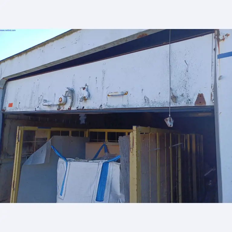 Machines of a lighting manufacturer for metalworking with accessories, continuous painting system, high-bay racking, industrial trucks, vehicles, IT and office equipment-2