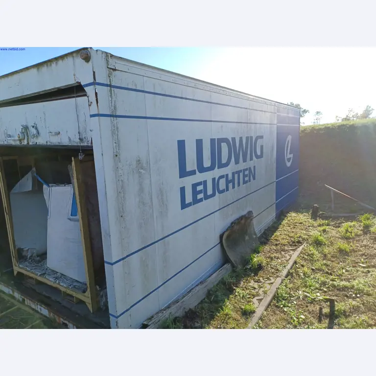 Machines of a lighting manufacturer for metalworking with accessories, continuous painting system, high-bay racking, industrial trucks, vehicles, IT and office equipment-3