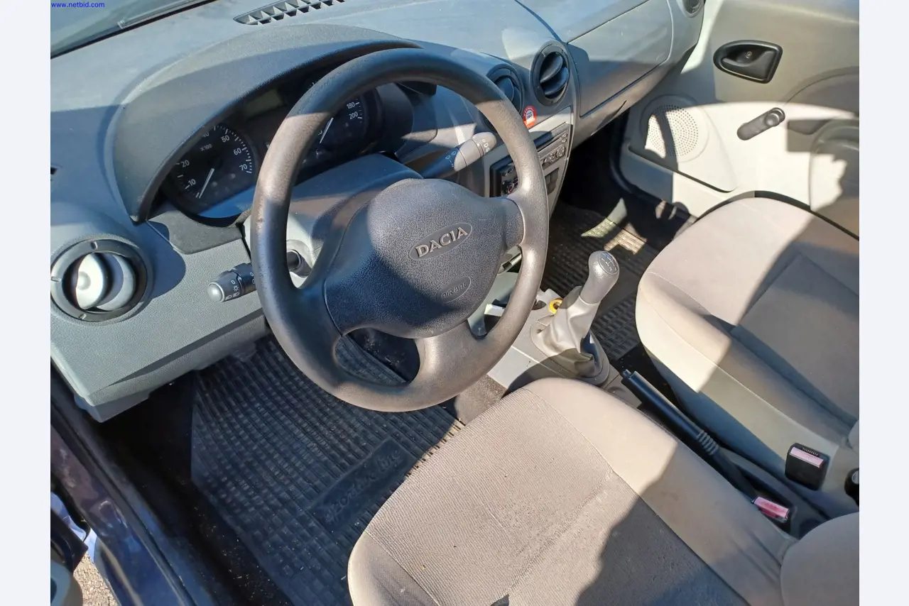 Machines of a lighting manufacturer for metalworking with accessories, continuous painting system, high-bay racking, industrial trucks, vehicles, IT and office equipment-5