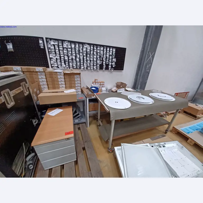 Machines of a lighting manufacturer for metalworking with accessories, continuous painting system, high-bay racking, industrial trucks, vehicles, IT and office equipment-2