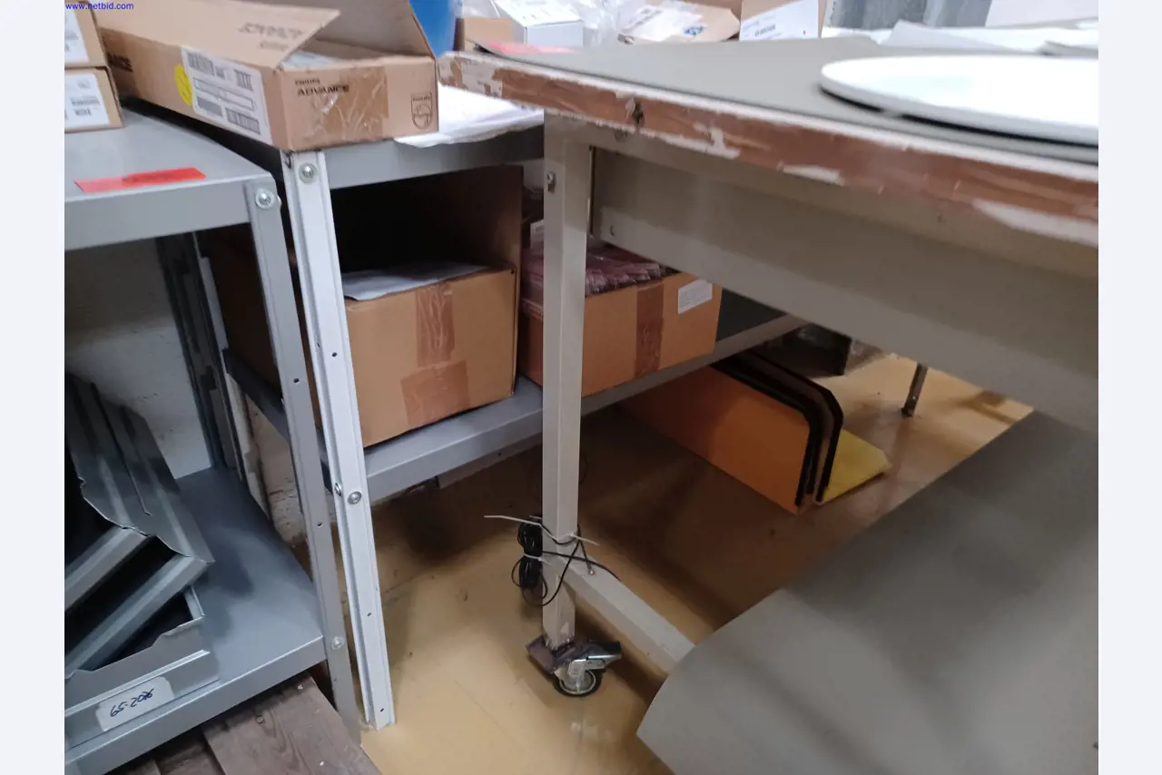 Machines of a lighting manufacturer for metalworking with accessories, continuous painting system, high-bay racking, industrial trucks, vehicles, IT and office equipment-6