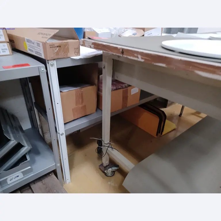 Machines of a lighting manufacturer for metalworking with accessories, continuous painting system, high-bay racking, industrial trucks, vehicles, IT and office equipment-6