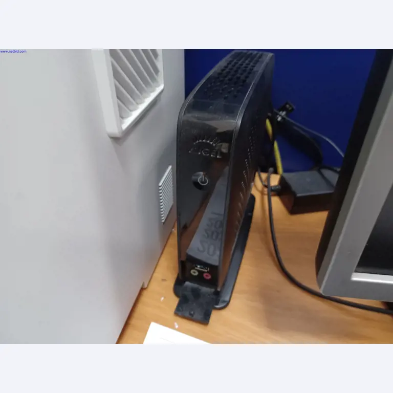 Machines of a lighting manufacturer for metalworking with accessories, continuous painting system, high-bay racking, industrial trucks, vehicles, IT and office equipment-2