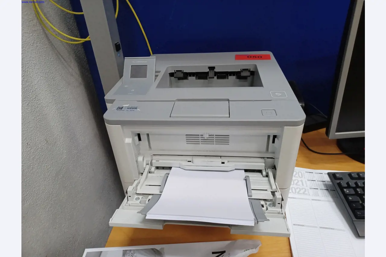 Machines of a lighting manufacturer for metalworking with accessories, continuous painting system, high-bay racking, industrial trucks, vehicles, IT and office equipment-1