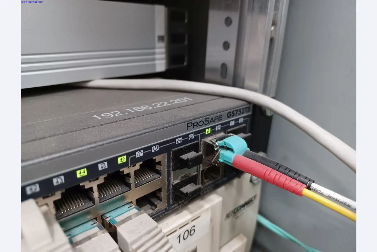 Machines of a lighting manufacturer for metalworking with accessories, continuous painting system, high-bay racking, industrial trucks, vehicles, IT and office equipment-2