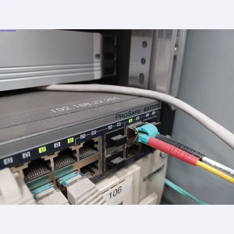 Machines of a lighting manufacturer for metalworking with accessories, continuous painting system, high-bay racking, industrial trucks, vehicles, IT and office equipment-2