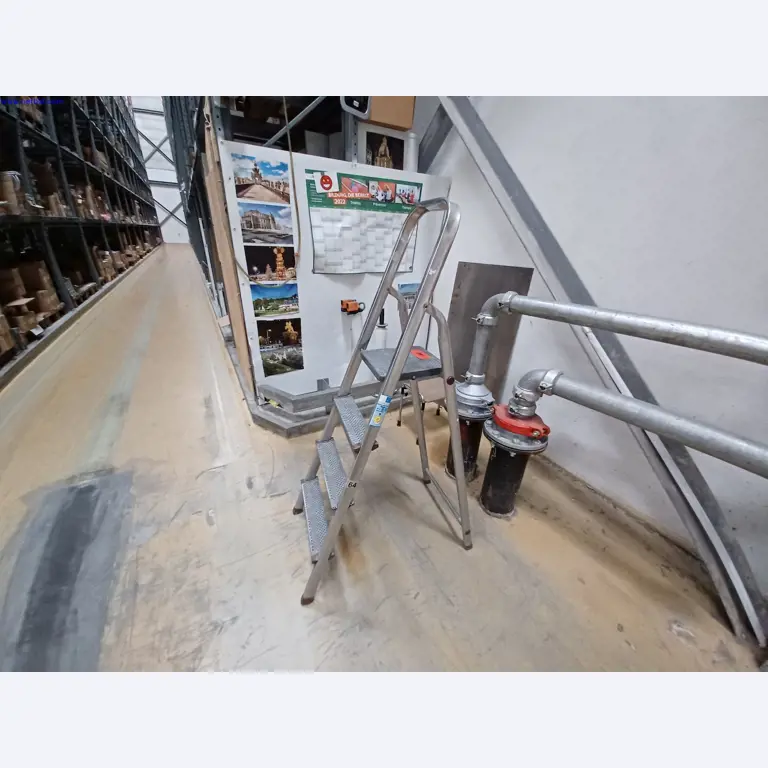 Machines of a lighting manufacturer for metalworking with accessories, continuous painting system, high-bay racking, industrial trucks, vehicles, IT and office equipment-2