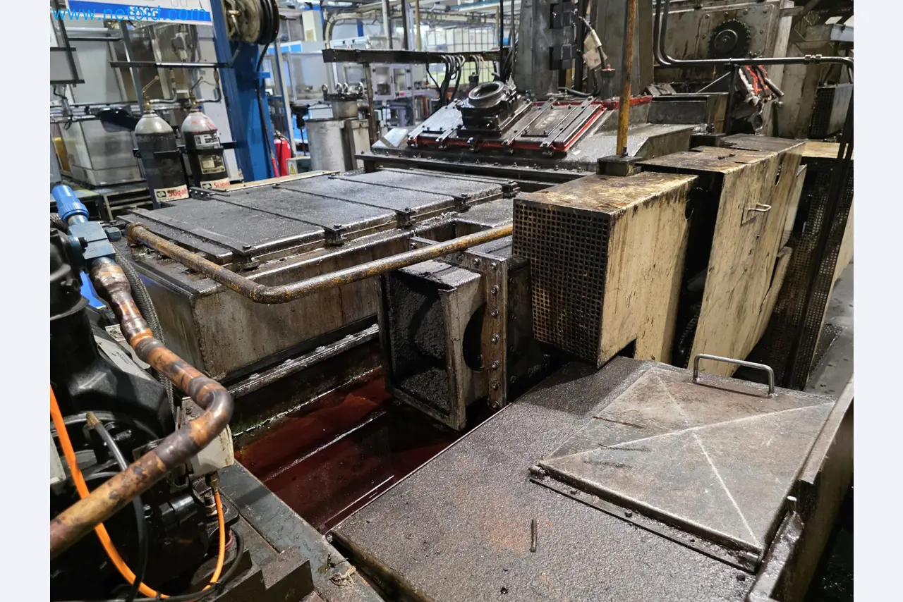 Machinery from a manufacturer of bearing components
-25