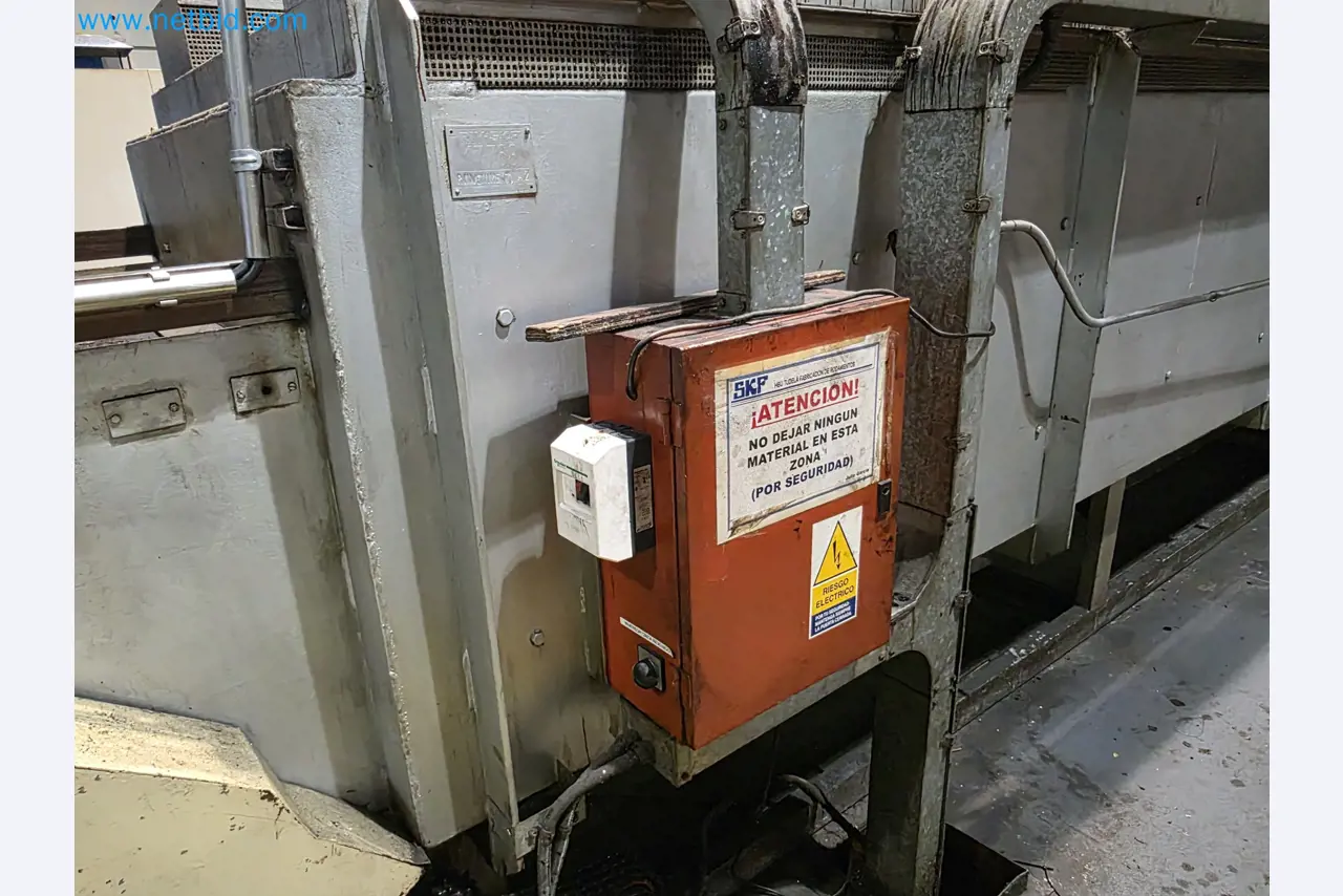 Machinery from a manufacturer of bearing components
-41