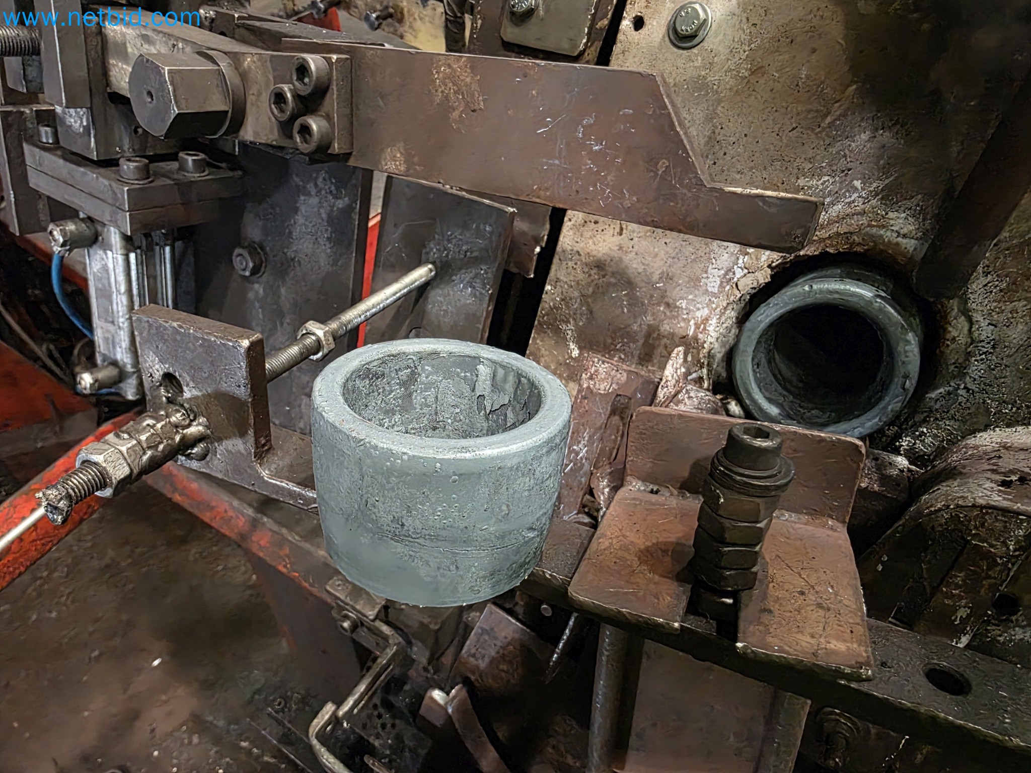 Maszyny od producenta komponentów łożyskowych-15