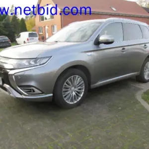 Car (Knockdown is subject to approval) Mitsubishi Outlander 2.4 PHEV