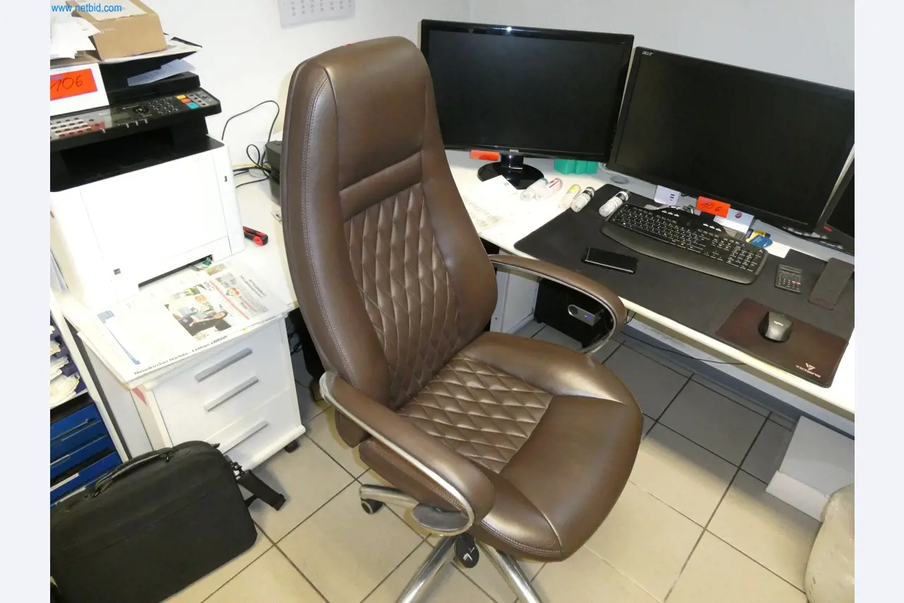 Stroje z oblasti CNC výroby a strojírenství-6