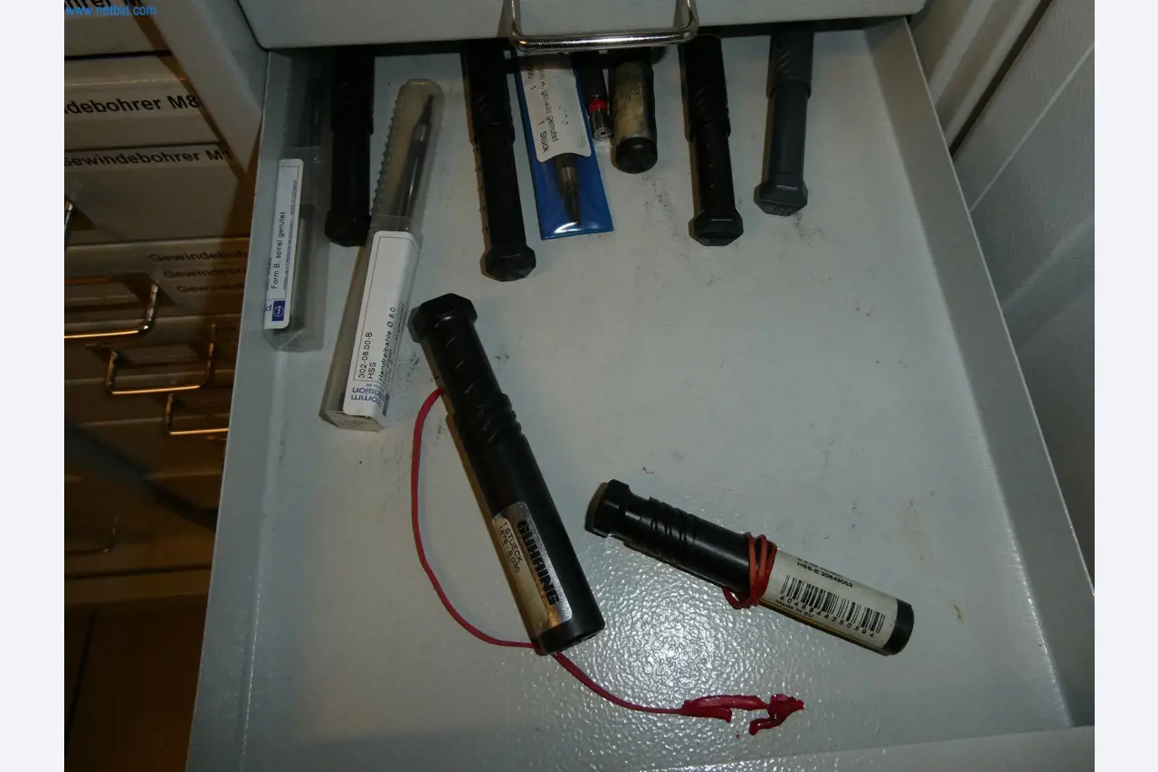 Machines du secteur de la fabrication CNC et de la construction mécanique-2