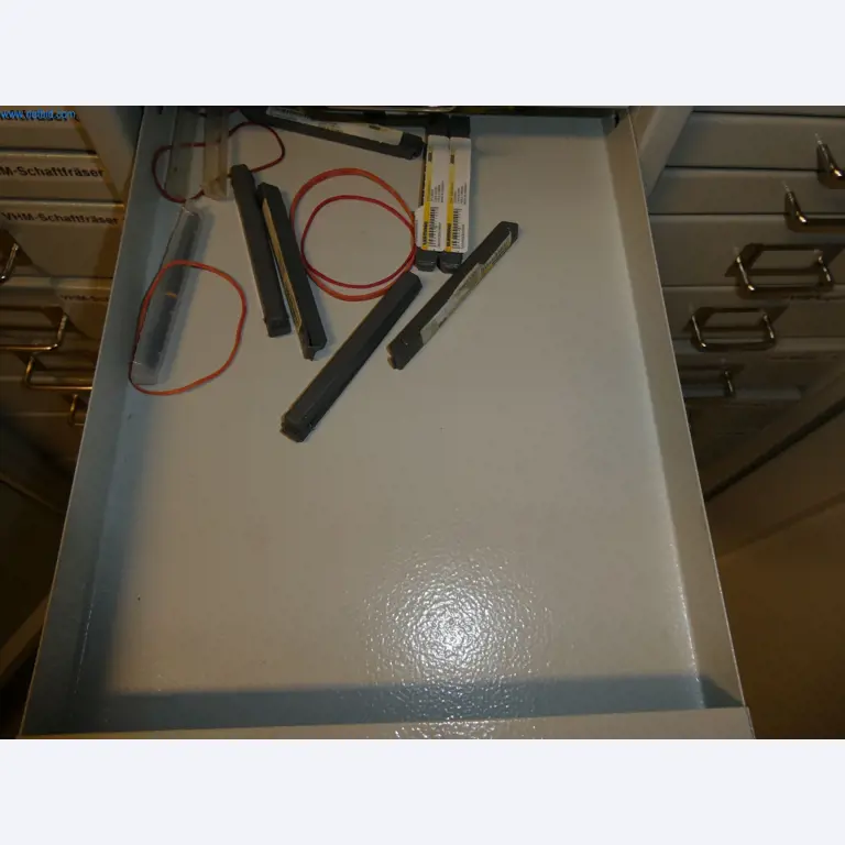 Machines du secteur de la fabrication CNC et de la construction mécanique-4