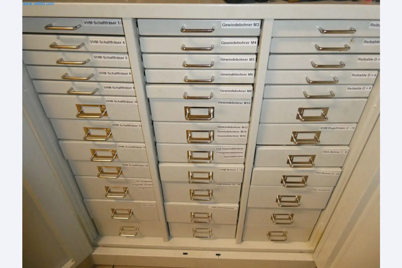 Machines du secteur de la fabrication CNC et de la construction mécanique-6