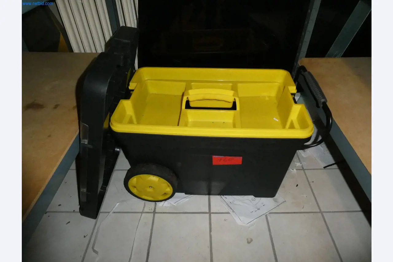 Máquinas del ámbito de la fabricación CNC y la ingeniería mecánica-2