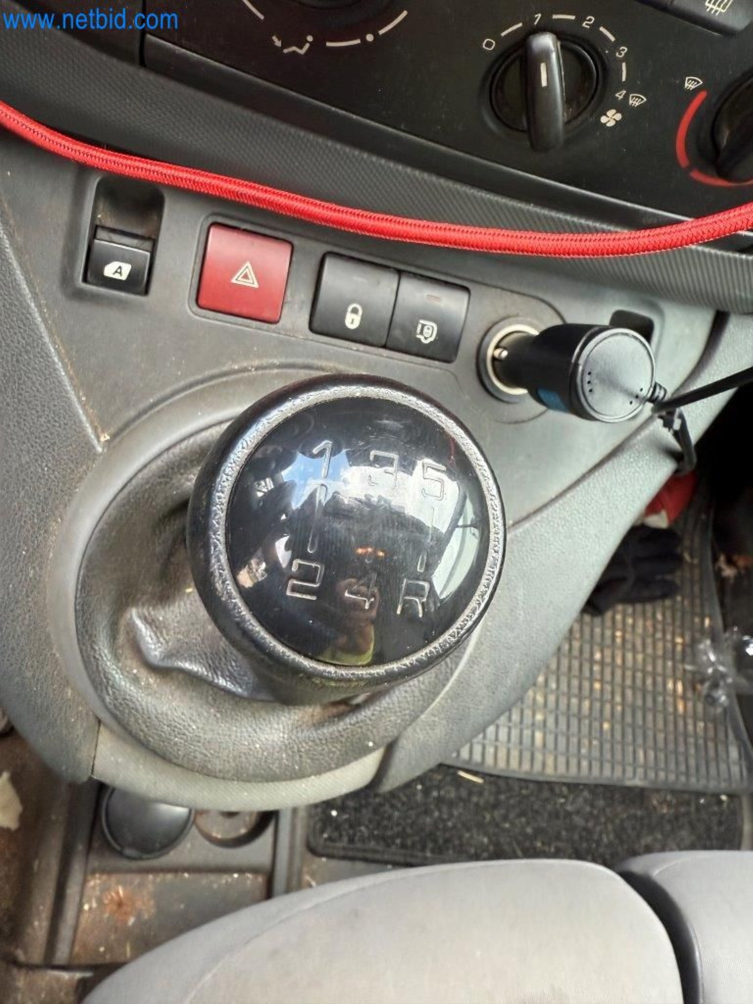 Machines du secteur de la fabrication CNC et de la construction mécanique-8