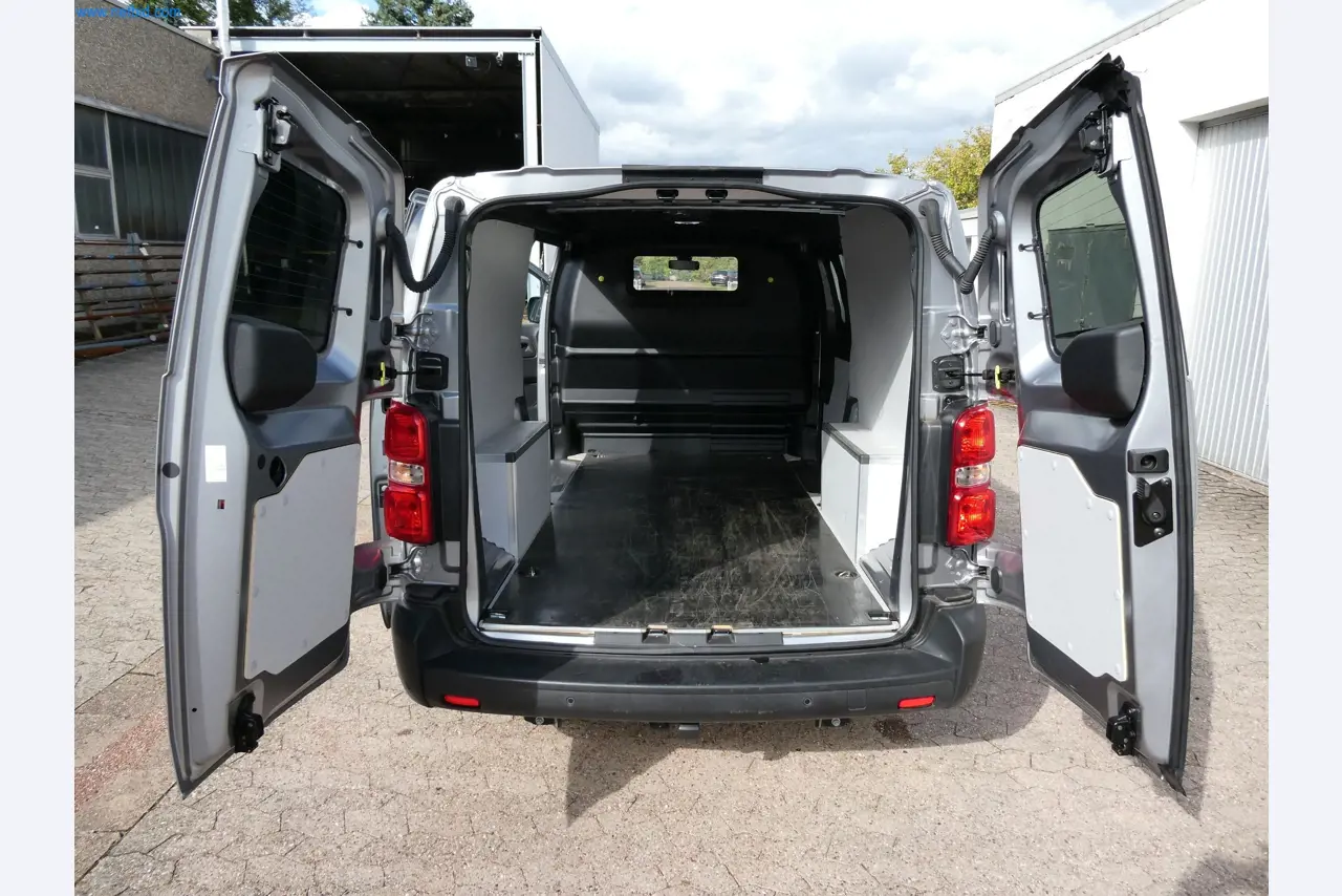 Machines from the field of CNC manufacturing and mechanical engineering-19