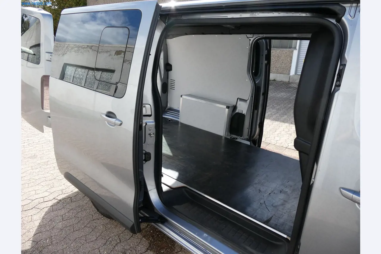 Machines from the field of CNC manufacturing and mechanical engineering-27