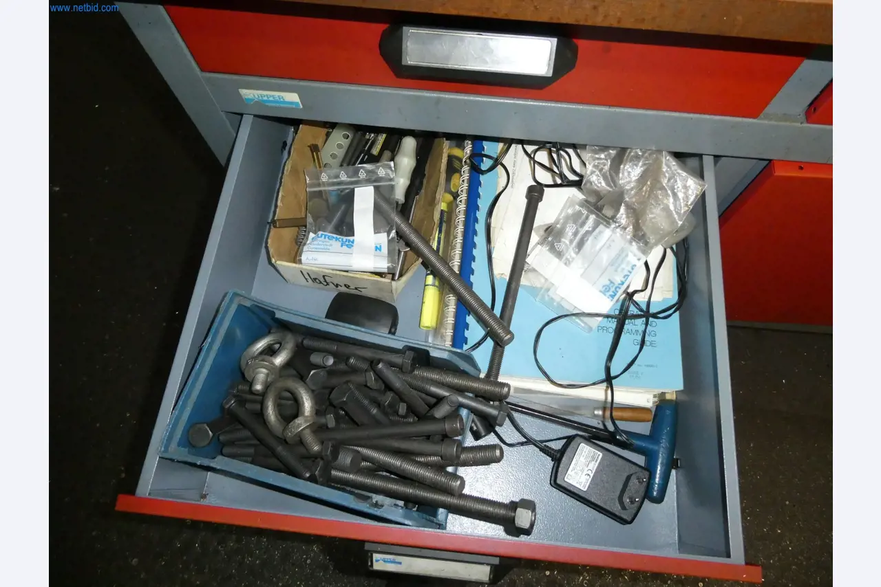 Machines op het gebied van CNC-productie en machinebouw-8