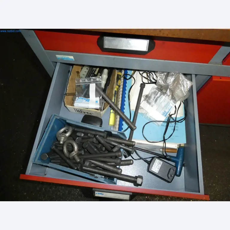 Machines op het gebied van CNC-productie en machinebouw-8