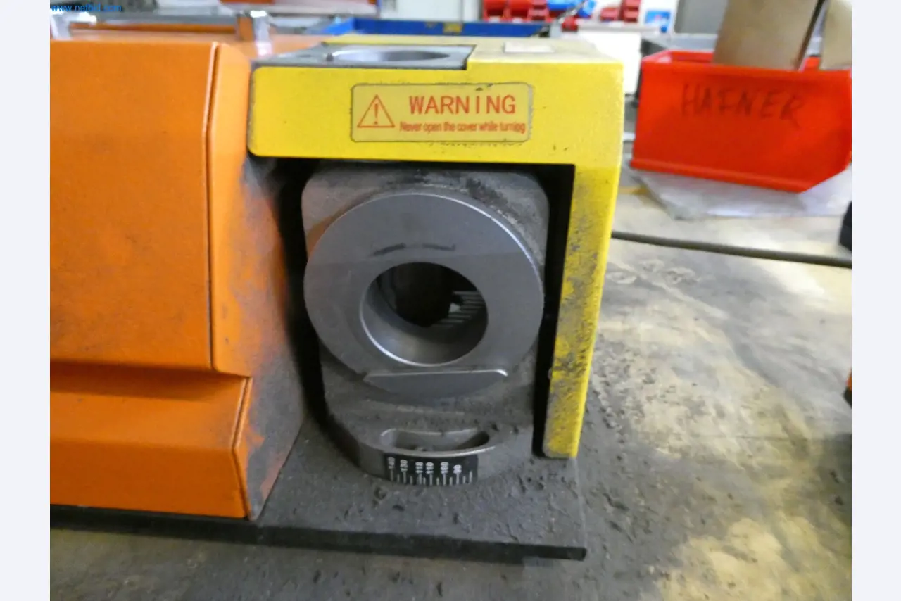 Máquinas del ámbito de la fabricación CNC y la ingeniería mecánica-10