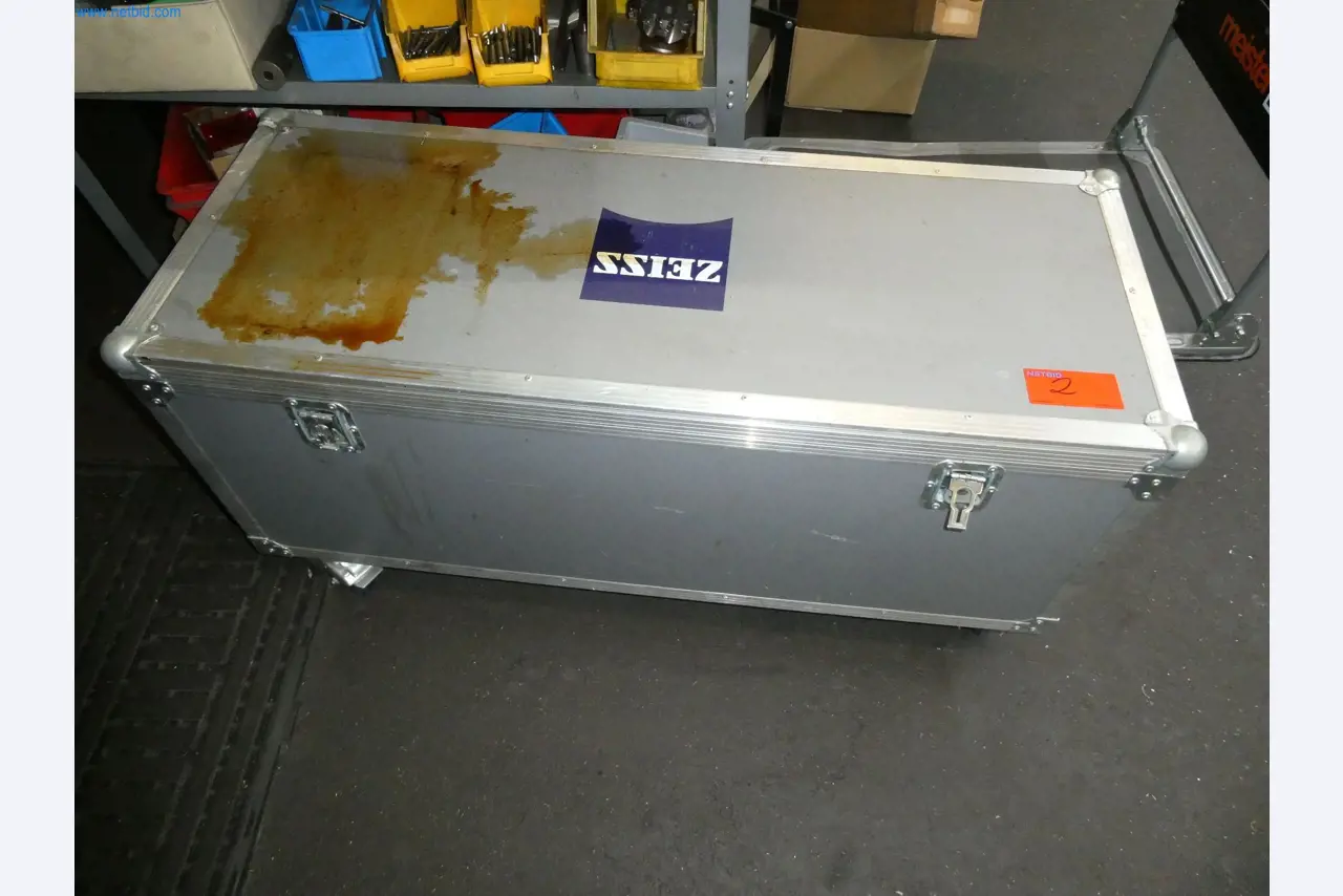 Máquinas del ámbito de la fabricación CNC y la ingeniería mecánica-1