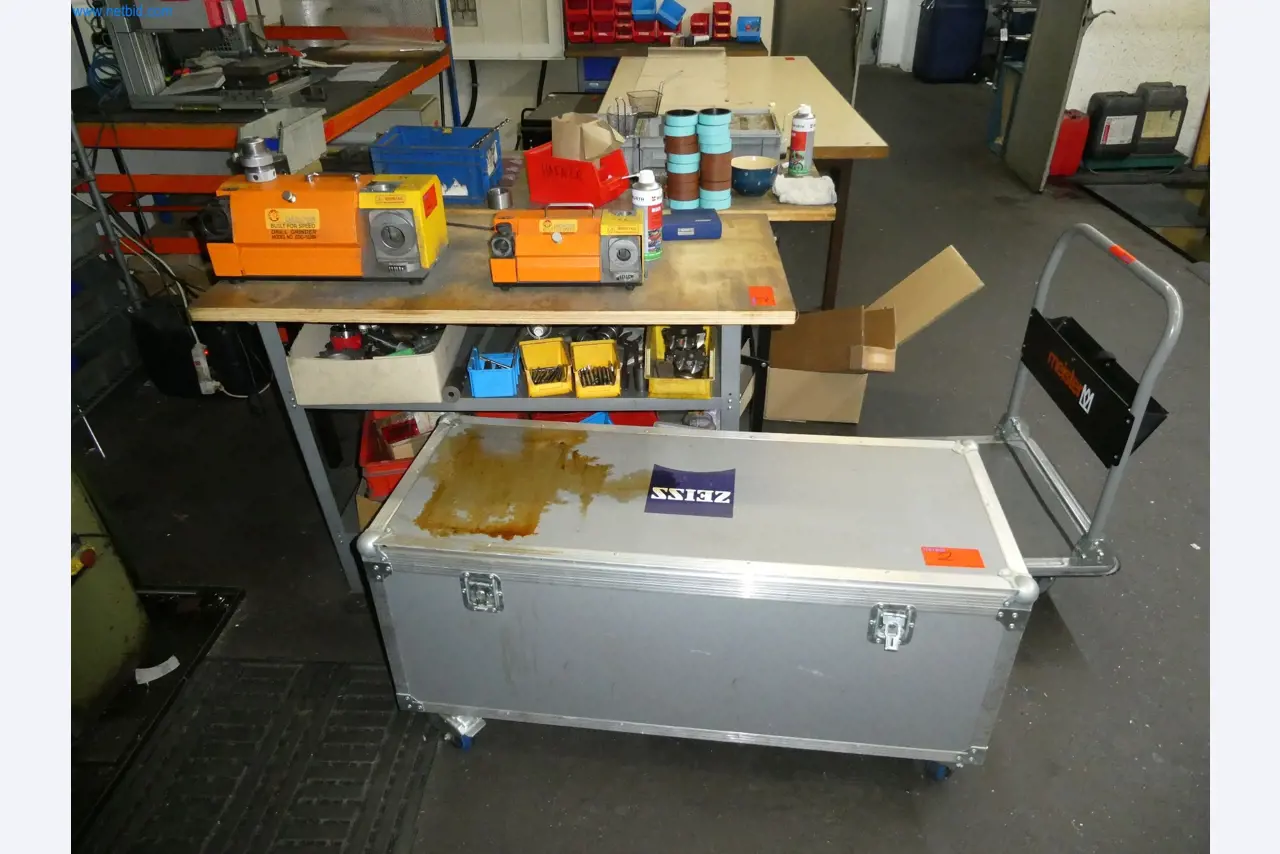 Máquinas del ámbito de la fabricación CNC y la ingeniería mecánica-3