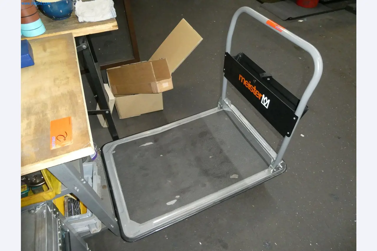 Máquinas del ámbito de la fabricación CNC y la ingeniería mecánica-9