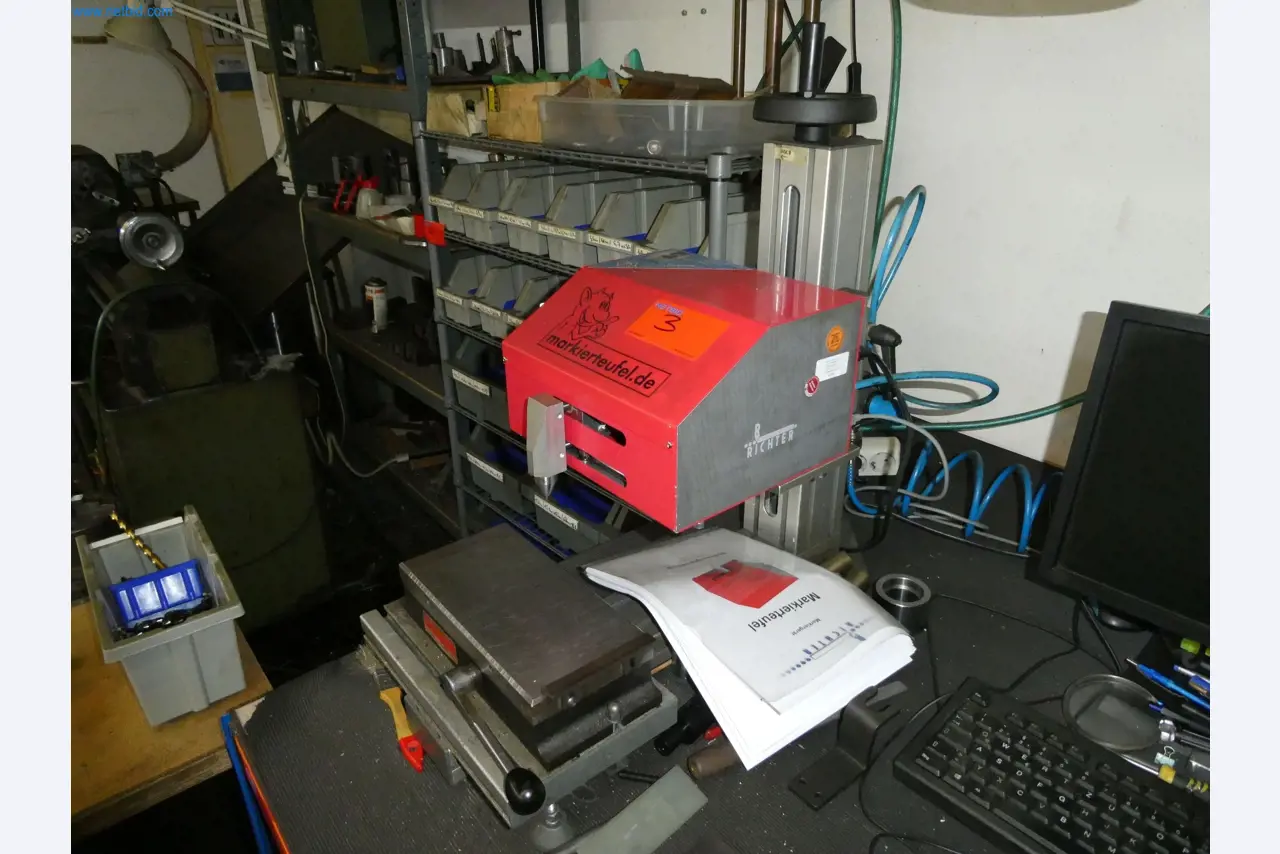 Máquinas del ámbito de la fabricación CNC y la ingeniería mecánica-5