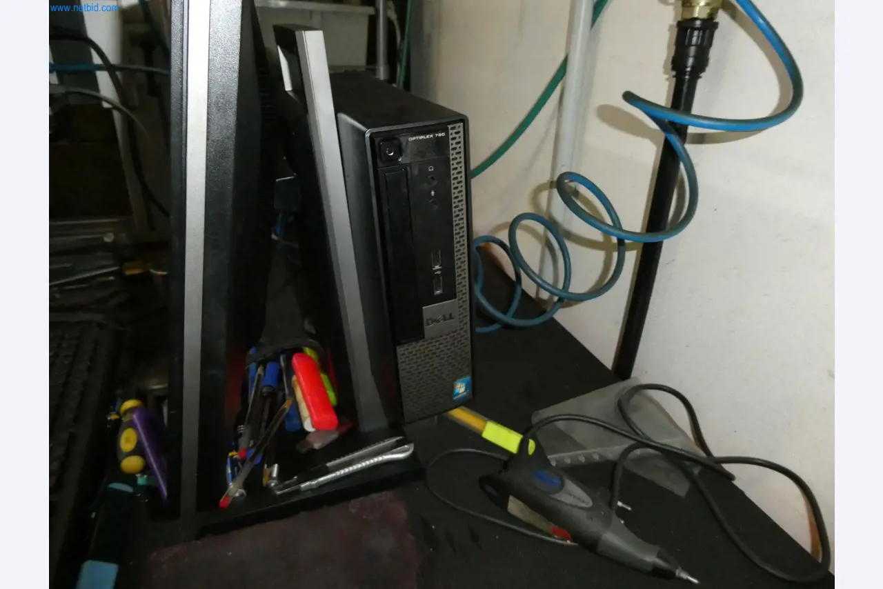 Máquinas del ámbito de la fabricación CNC y la ingeniería mecánica-6