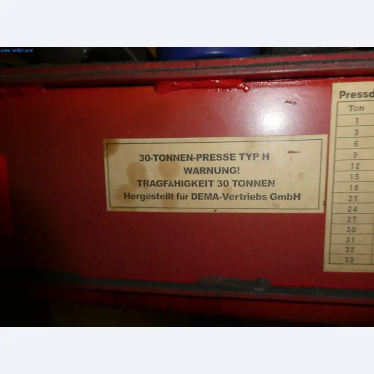 Máquinas del ámbito de la fabricación CNC y la ingeniería mecánica-4